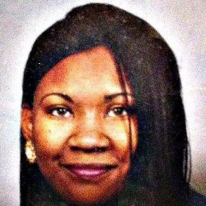 Meet your Posher, Dionne